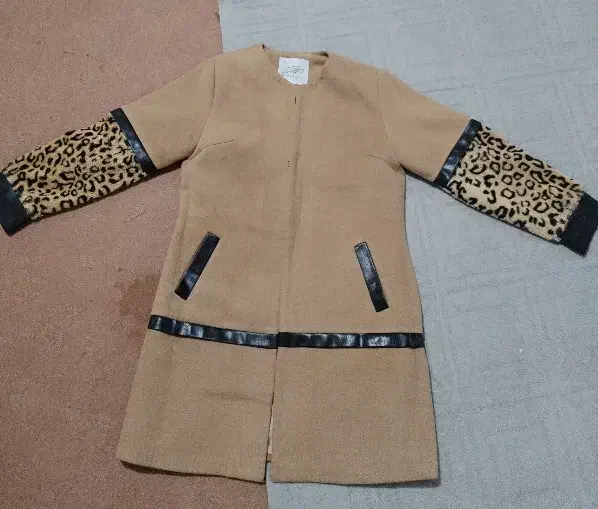 پالتو نو|لباس|عطاملک, |دیوار