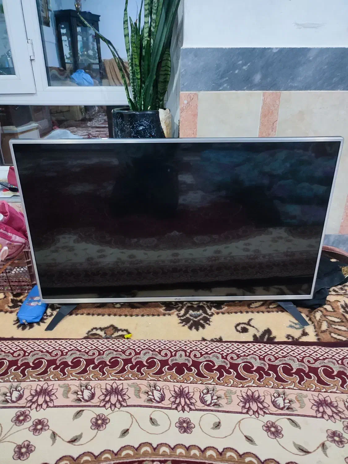 تلویزیون ۴۳ اینج الجی اصل کره|تلویزیون و پروژکتور|مرند, |دیوار