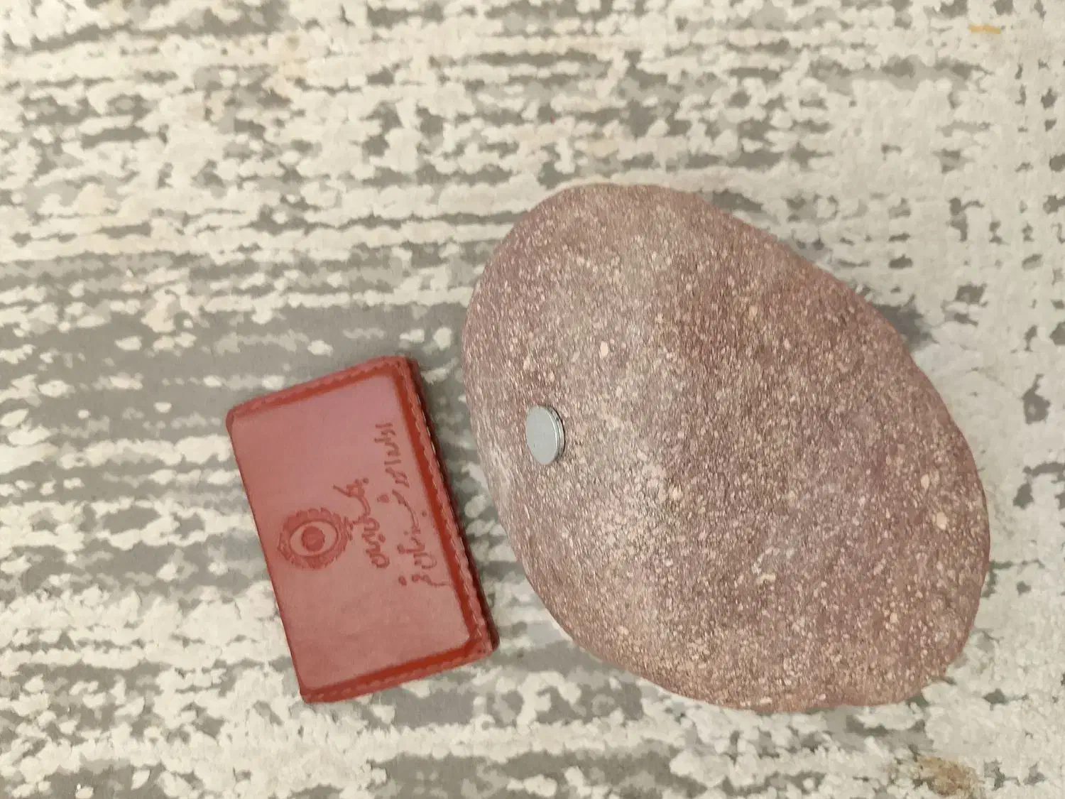 شهاب سنگ|کلکسیون اشیاء عتیقه|قم, ولیعصر|دیوار