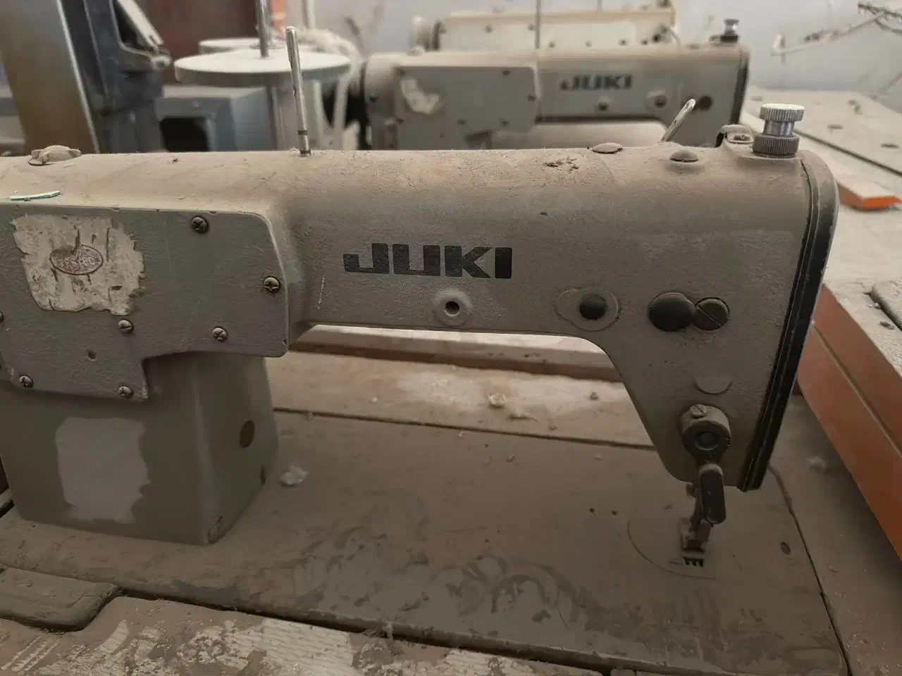 4 عدد چرخ خیاطی عمده|چرخ خیاطی و ریسندگی|خاش, |دیوار