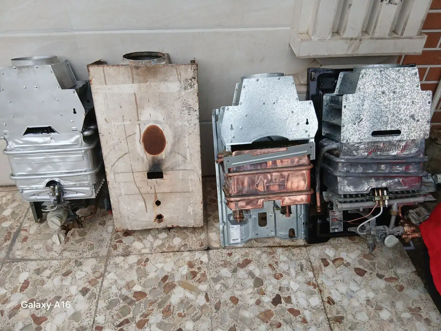 آبگرمکن، شوفاژ،|آبگرمکن، پکیج، شوفاژ|اندیمشک, |دیوار