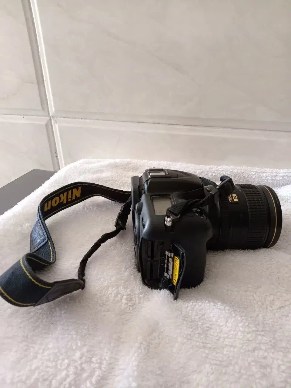 دوربین عکاسی 7100نیکون بالنز 18/140و24/70|دوربین عکاسی و فیلم‌برداری|یزد, |دیوار