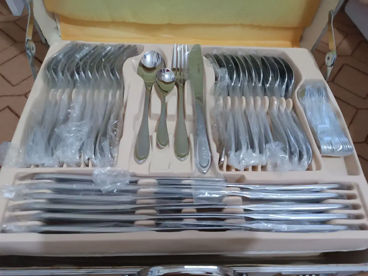 سرویس قاشق و چنگال نو استیل برند mgs المان|ظروف سرو و پذیرایی|تهران, مجیدیه|دیوار