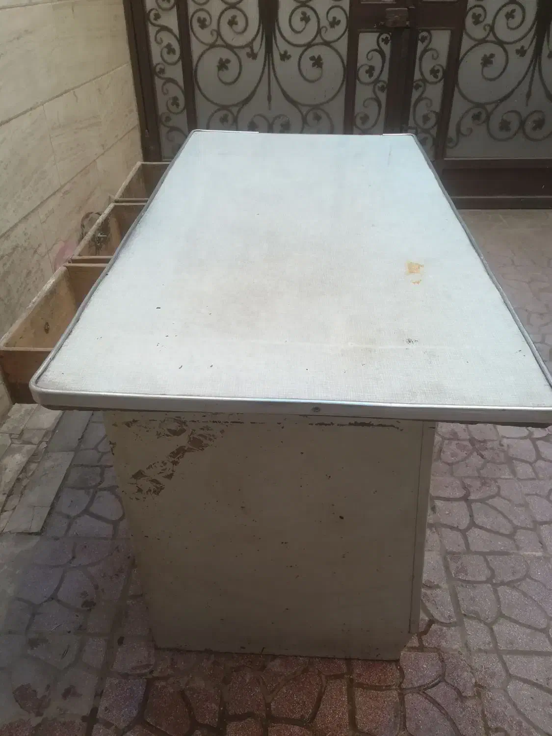 میز خیاطی|لوازم خیاطی و بافتنی|ری, اقدسیه|دیوار