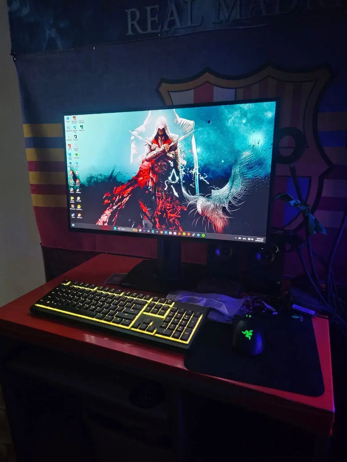 کیس گیمینگ قوی مانیتور 240Hz + لوازم کامل|رایانه رومیزی|کرمانشاه, |دیوار