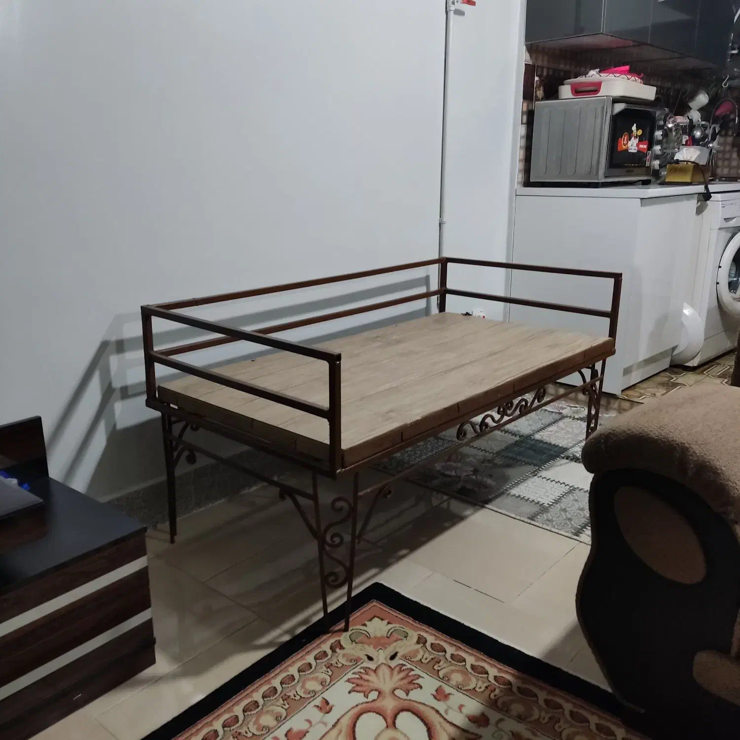 تخت سنتی به ابعاد ۱۳۰×۷۵|صندلی و نیمکت|مسجد سلیمان, |دیوار