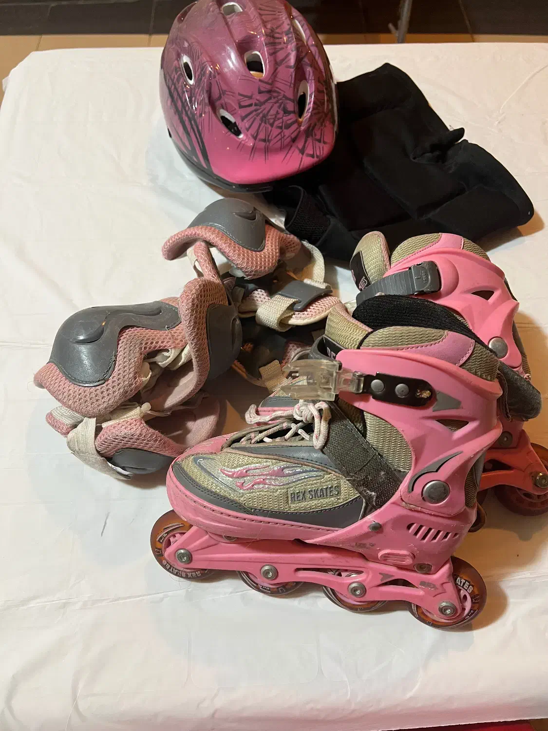 کفش اسکیت|دوچرخه، اسکیت، اسکوتر|تبریز, |دیوار