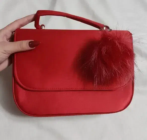 کیف|کیف، کفش، کمربند|مشهد, فرهنگ|دیوار