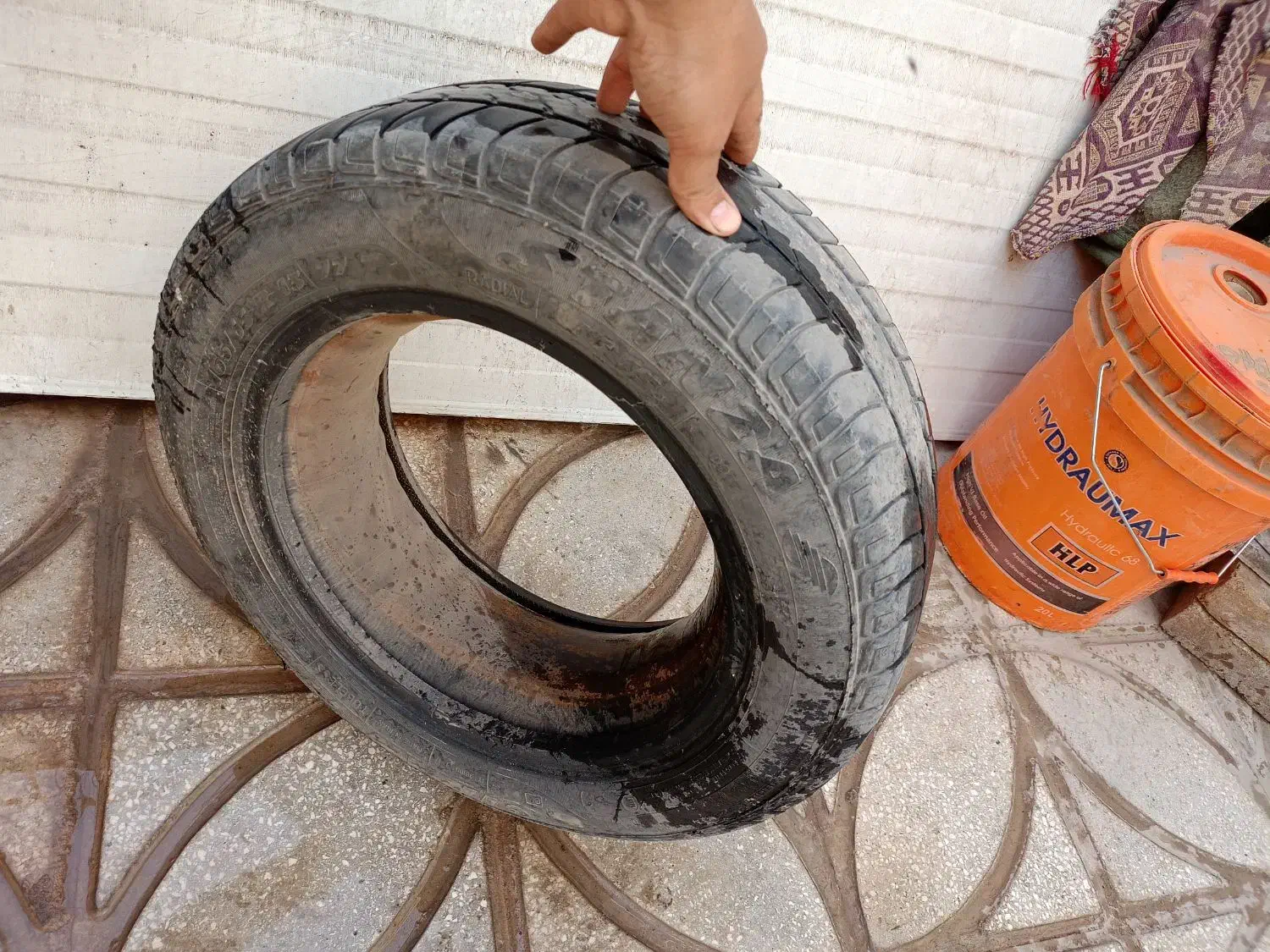 لاستیک۱۶۵پراید درصدخوب تیوب|قطعات یدکی و لوازم جانبی|سبزوار, کهنه آب|دیوار