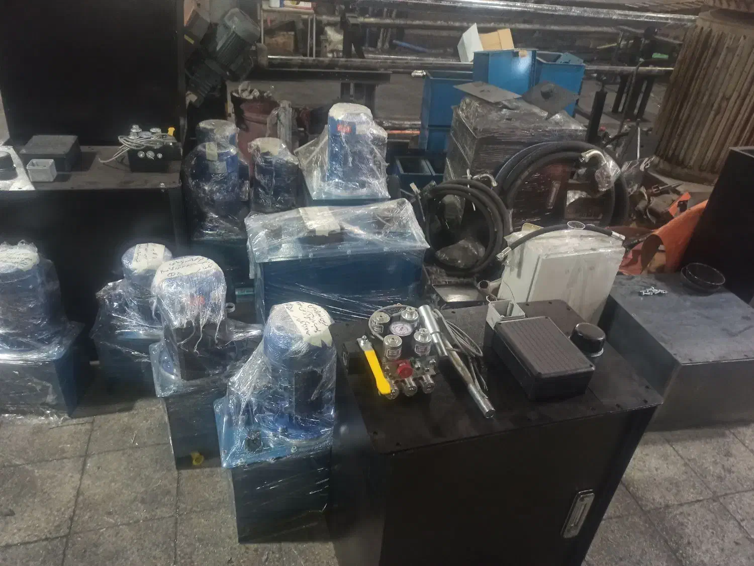 بالابر و آسانسور|خدمات پیشه و مهارت|پردیس, شهرک صنعتی خرمدشت فاز ۷|دیوار