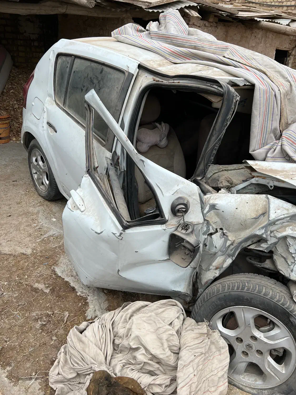 ساندرو تصادفی 96اتومات|خودرو سواری و وانت|قم, قلعه کامکار|دیوار