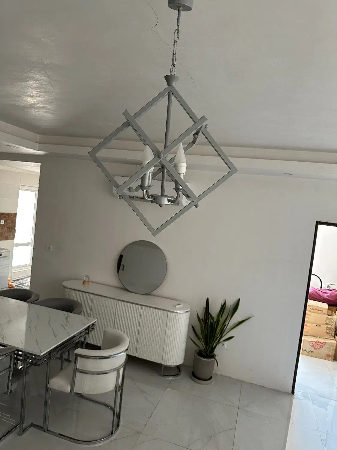 لوستر در حد نو|لوستر و چراغ آویز|اسلام‌شهر, شهرک قائمیه|دیوار