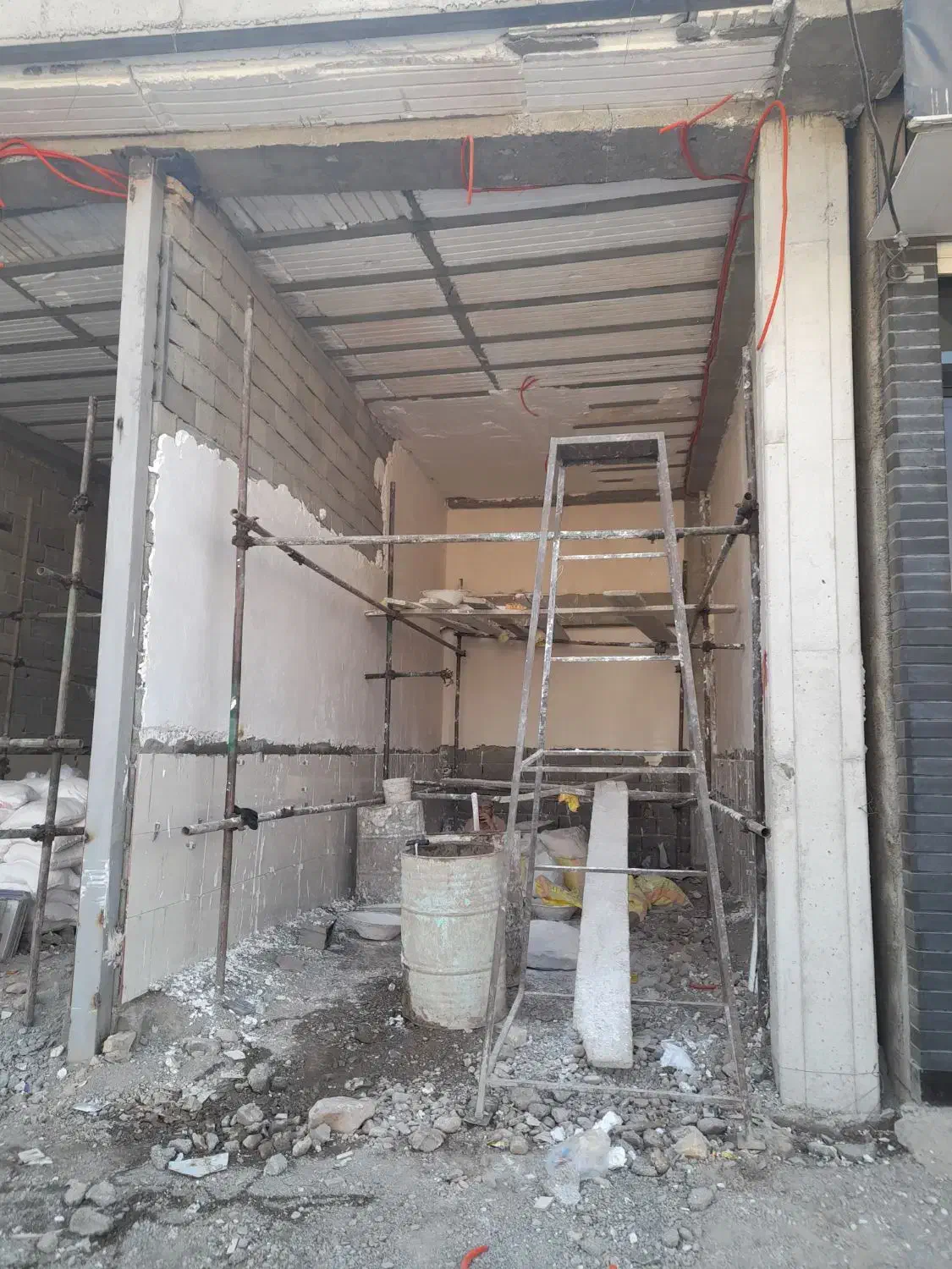 اجاره مغازه|اجارهٔ مغازه و غرفه|هشتگرد, شهرک اداری|دیوار