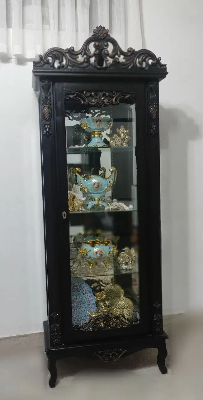 بوفه چوبی کاملا سالم|بوفه، ویترین، کنسول|کاشمر, |دیوار