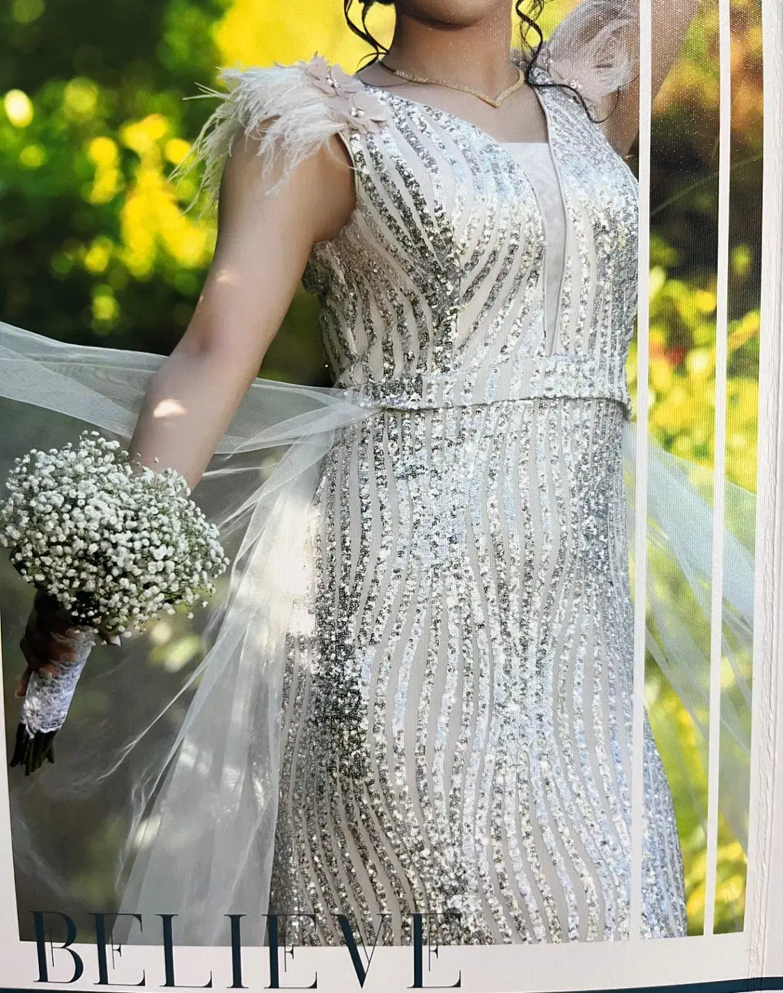 لباس مجلسی|لباس|لاهیجان, انقلاب|دیوار