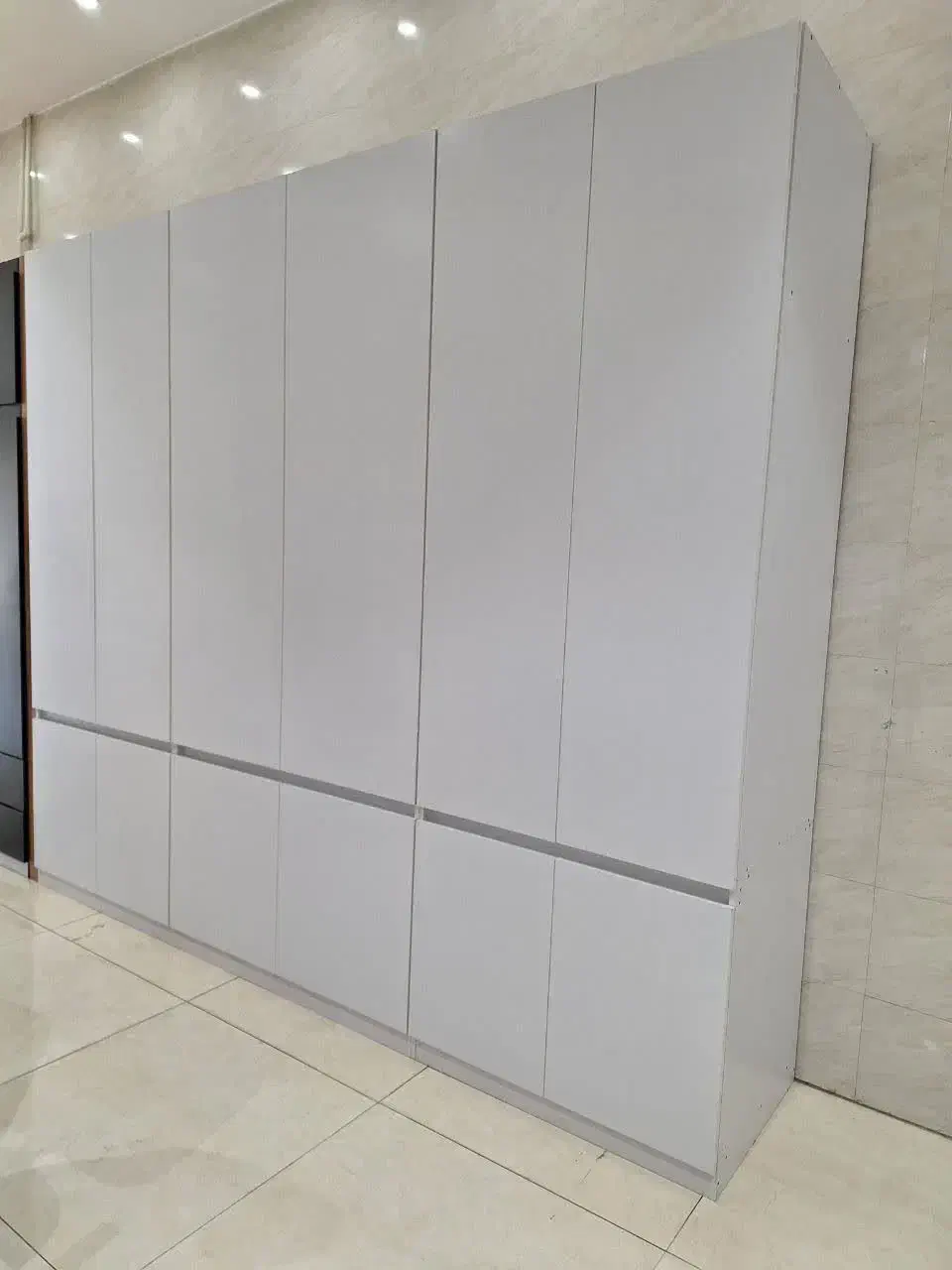 کمد دیواری بزرگ.کمددیواری جادار.کابینت پلی اورتان|جاکفشی، کمد، دراور|تهران, تهرانسر شرقی|دیوار