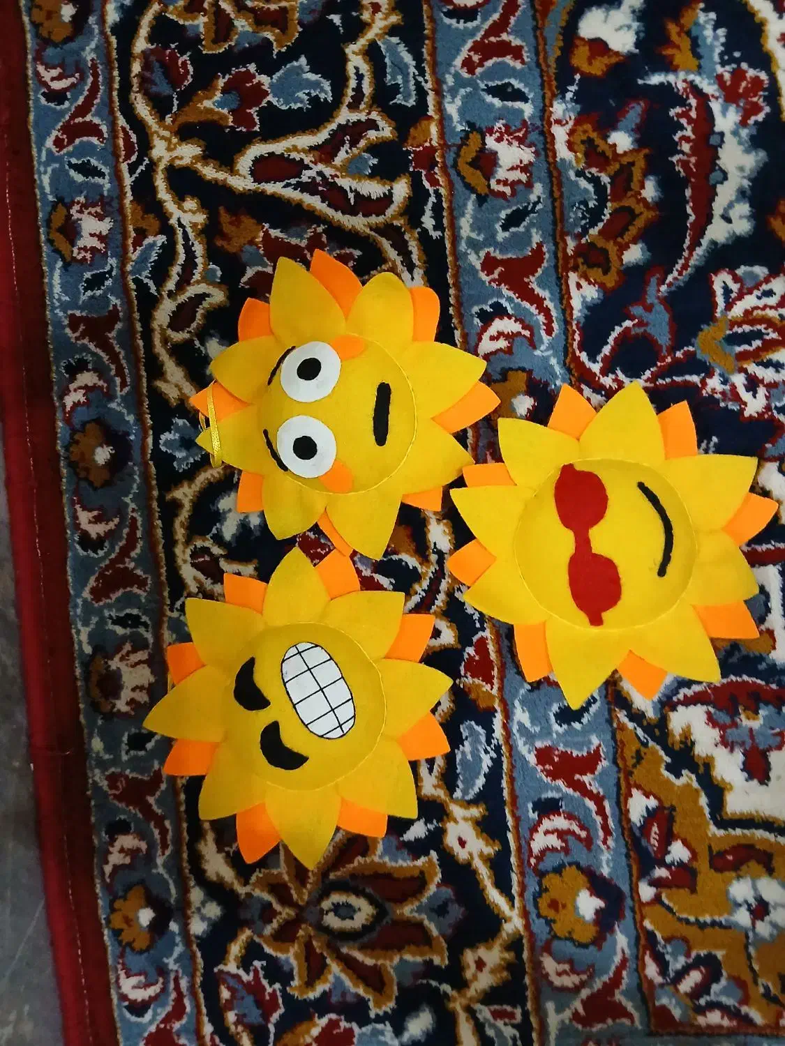 عروسک|اسباب‌بازی بچه|شهرکرد, |دیوار