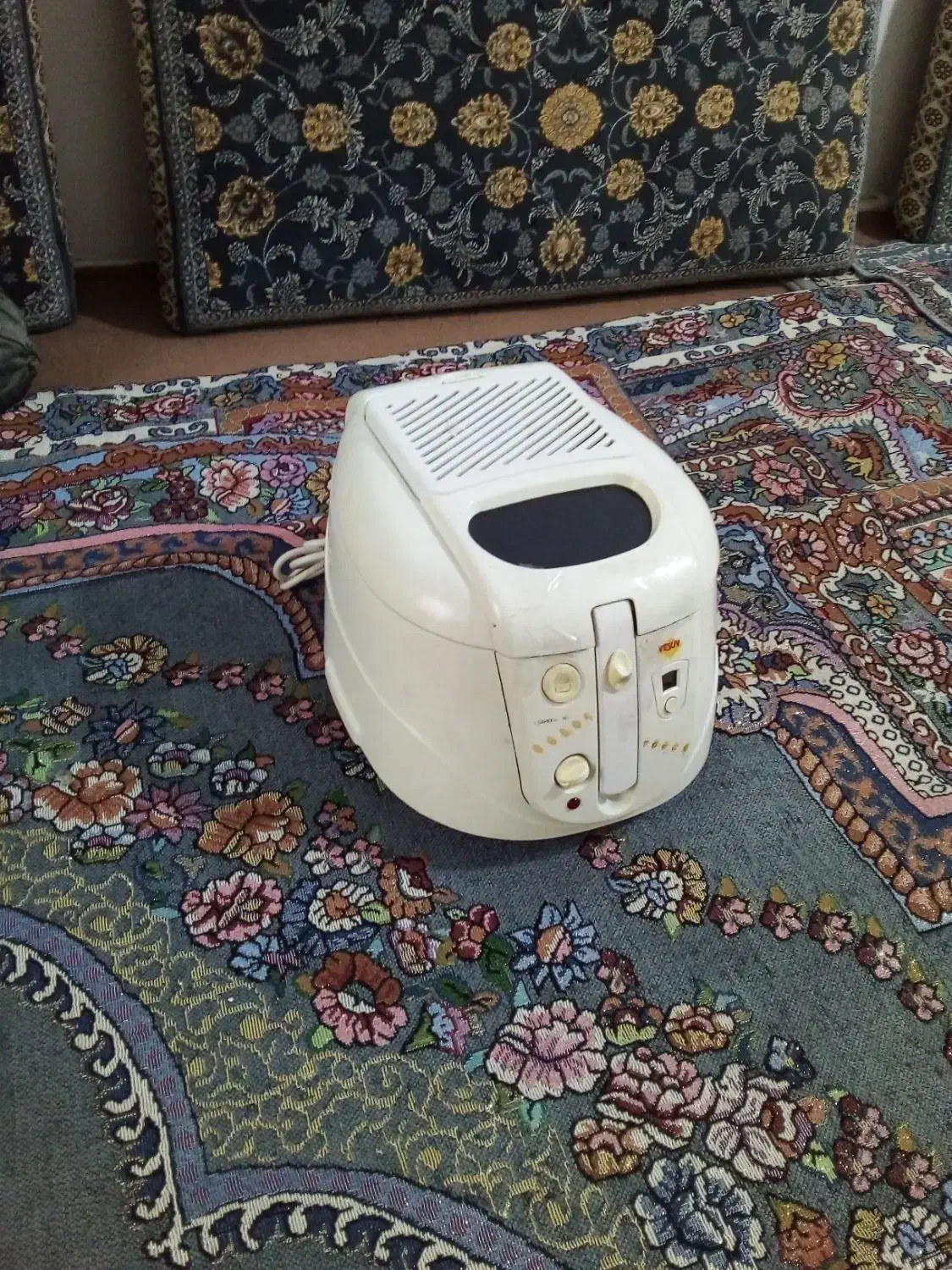 یک‌عدد‌سرخ‌کن‌‌متوسط‌در‌حد‌نو|اجاق گاز و لوازم برقی پخت‌وپز|ماهدشت, |دیوار