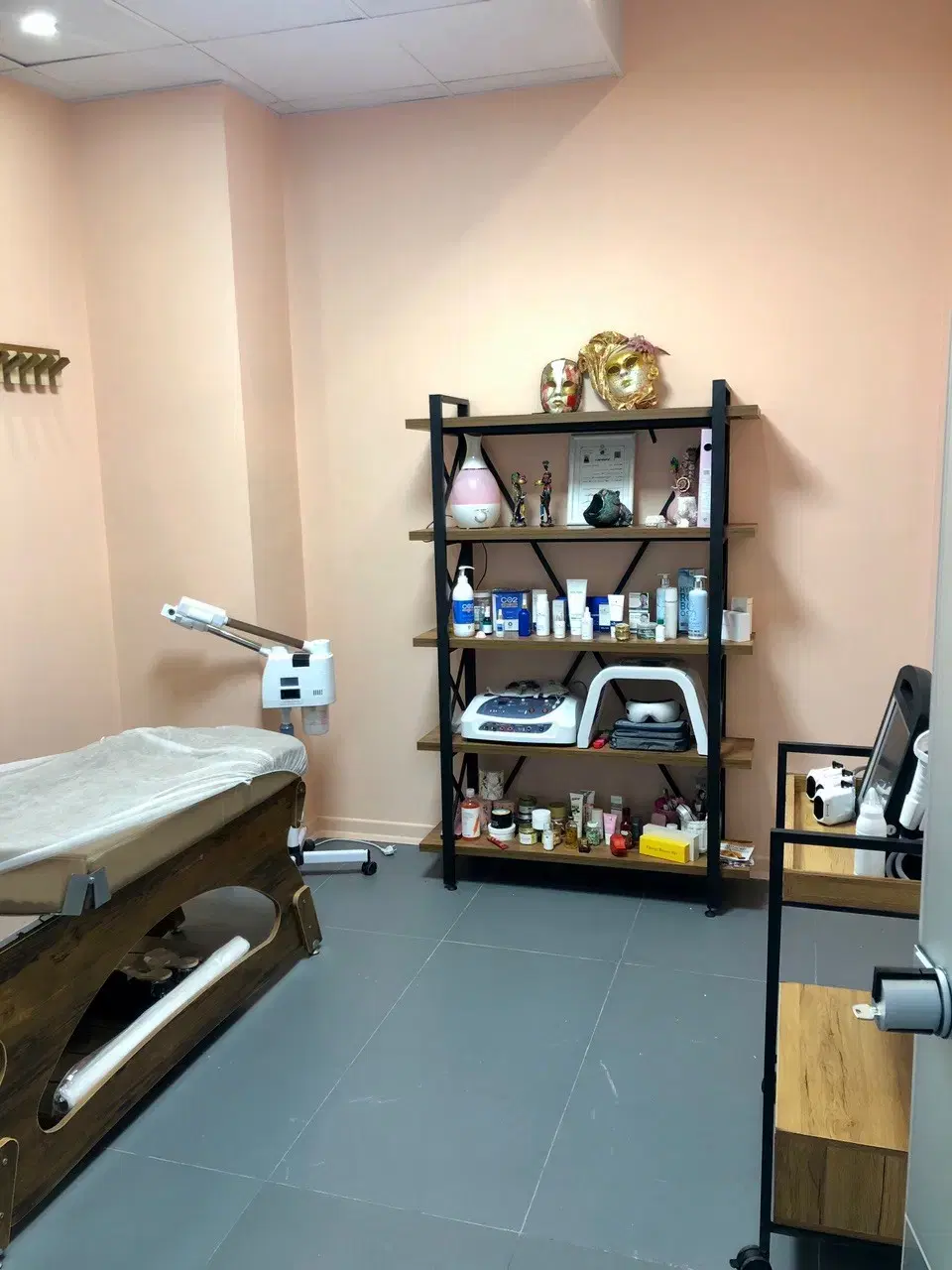 دندانپزشکی ایمپلنت لیزرژل عصب کشی کشیدن روکش جراحی|خدمات زیبایی و سلامت|تهران, چهارصد دستگاه|دیوار