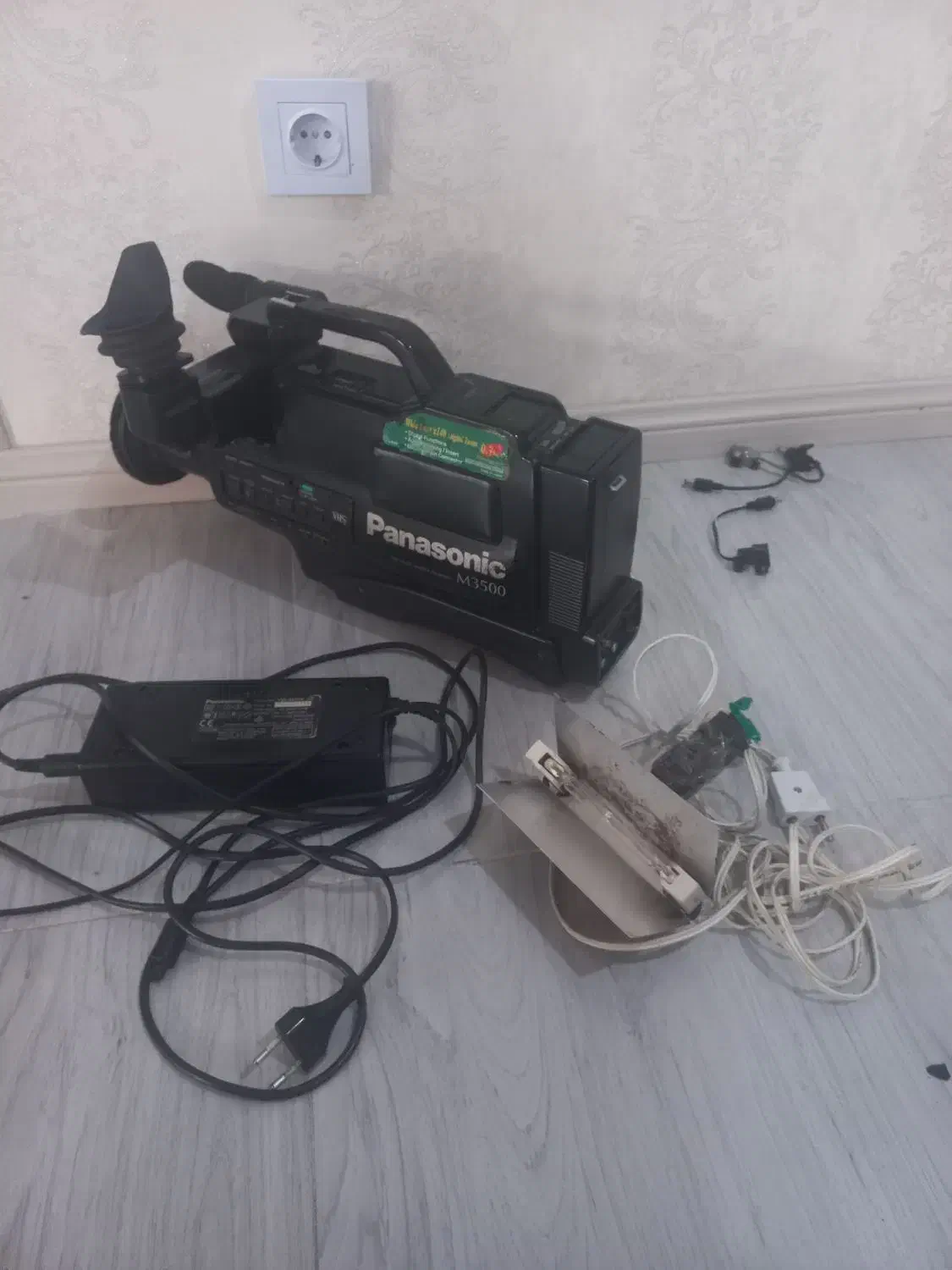 دوربین فیلمبرداری|دوربین عکاسی و فیلم‌برداری|اردبیل, |دیوار