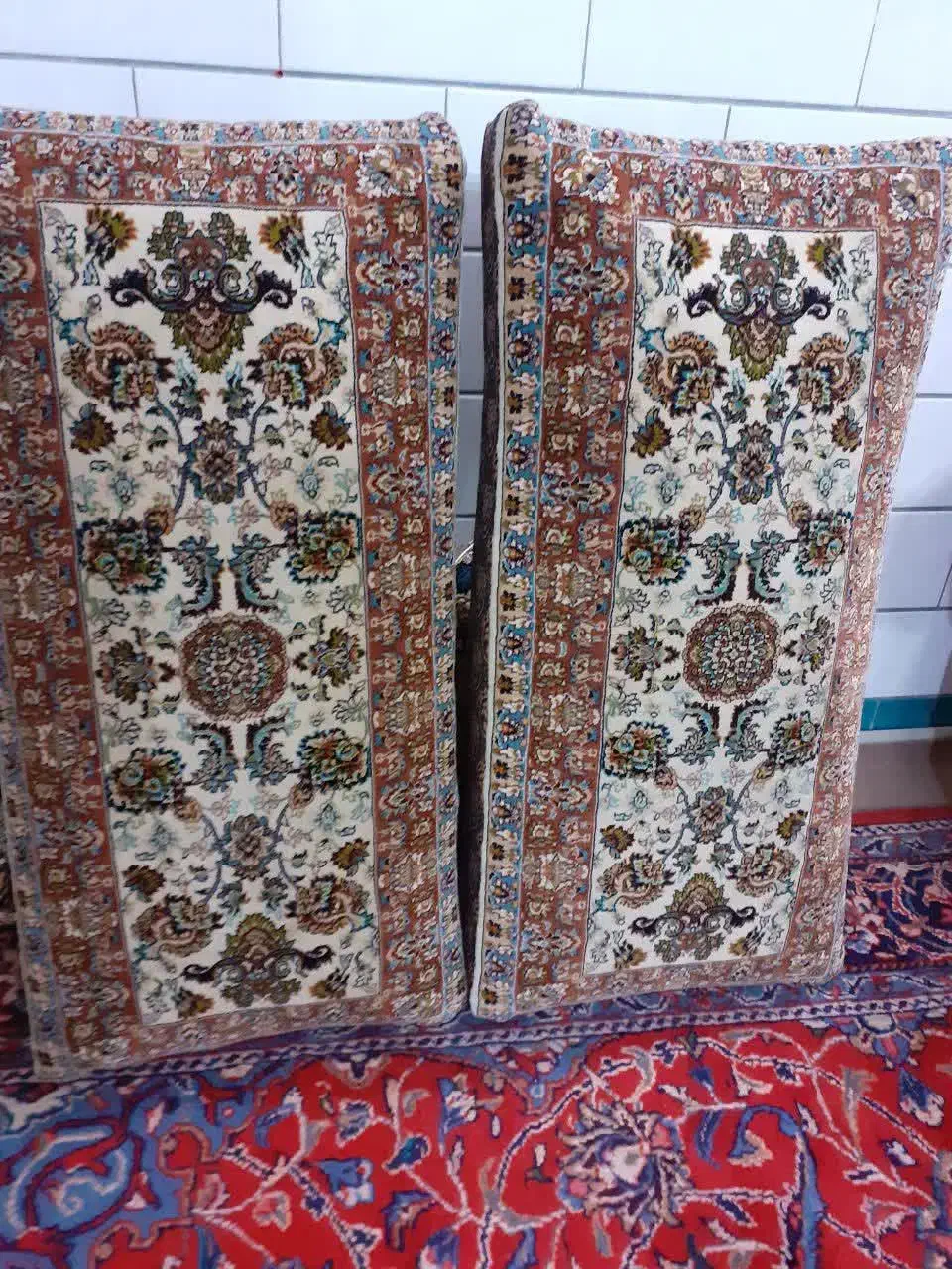 پشتی تمیز|پشتی|اراک, |دیوار