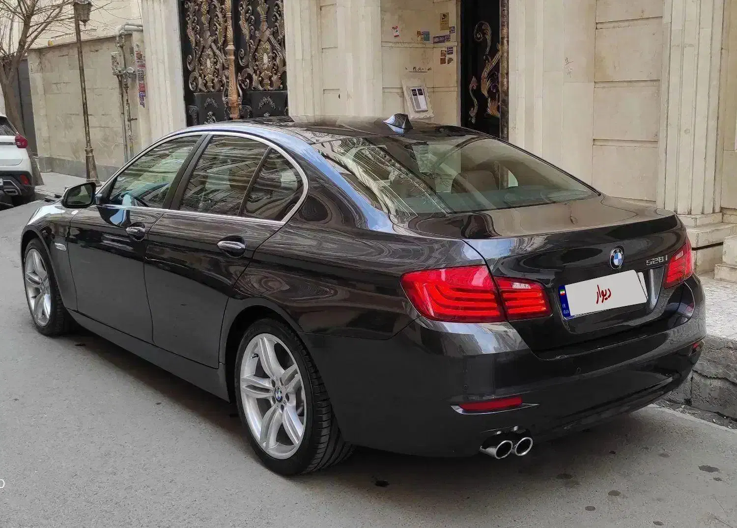 بی ام و ۵۲۸ مدل ۲۰۱۴ خشک|خودرو سواری و وانت|اسلام‌شهر, شهرک لاله|دیوار