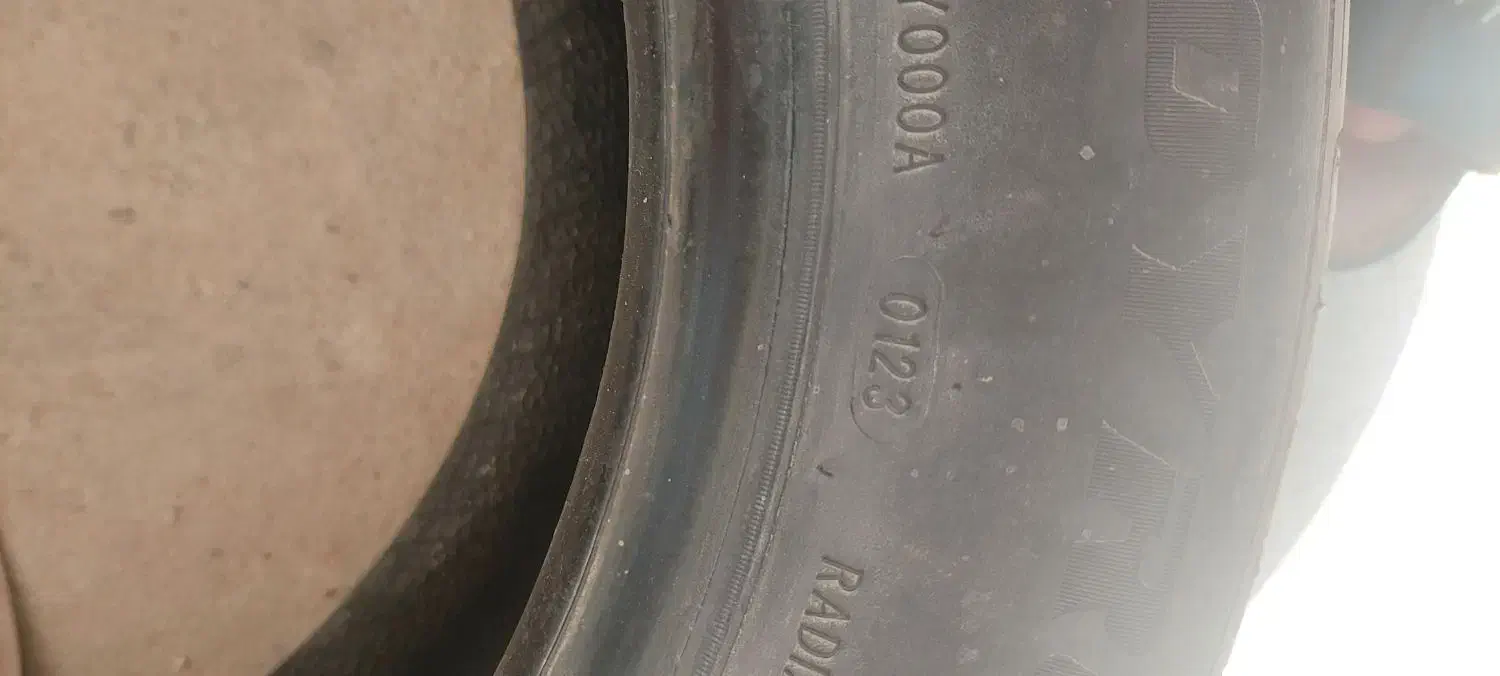 ۴حلقه لاستیک خارجی ۶۰درصد|قطعات یدکی و لوازم جانبی|پارسیان, |دیوار