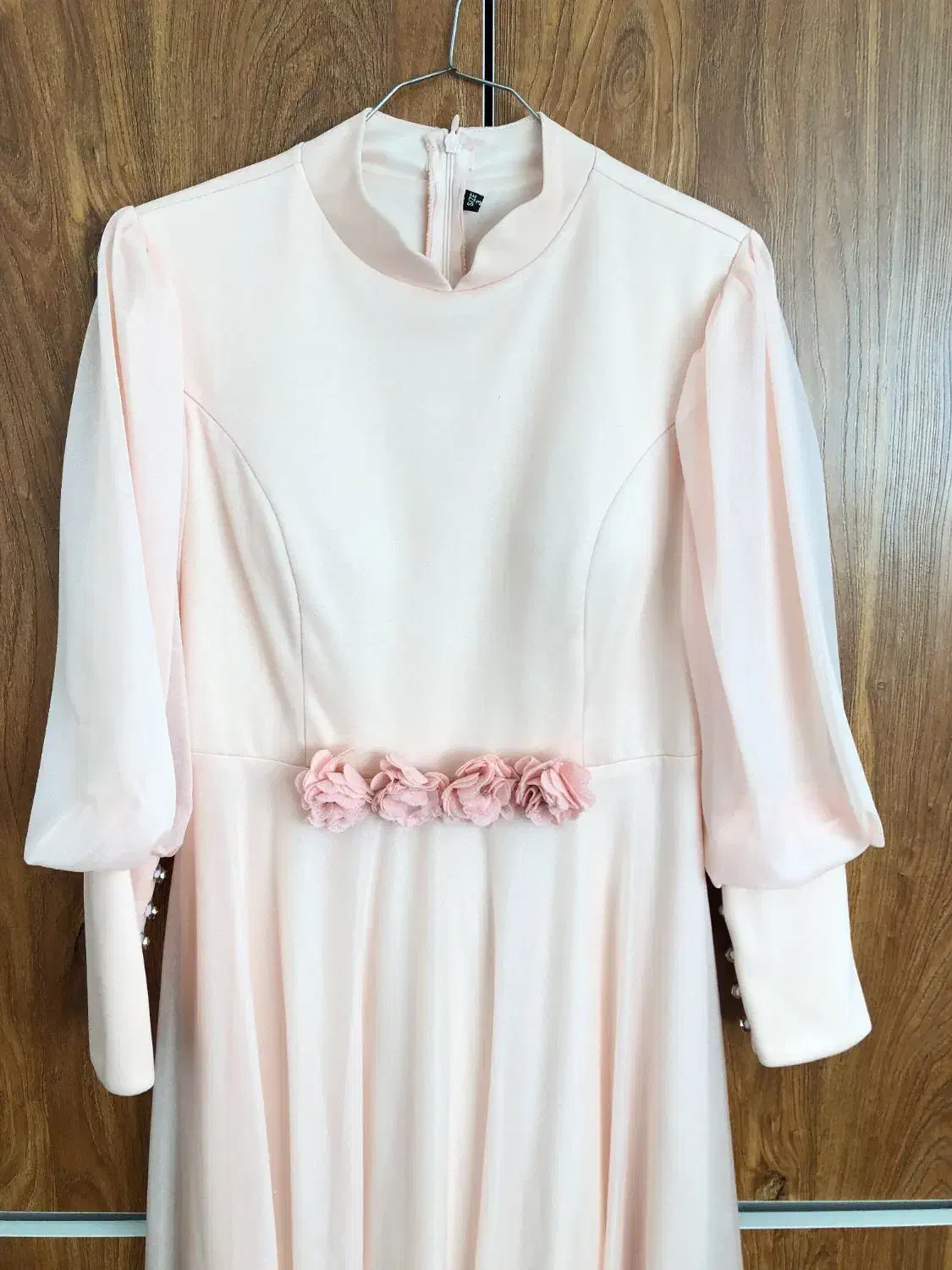 لباس عقد|لباس|کلاله, |دیوار