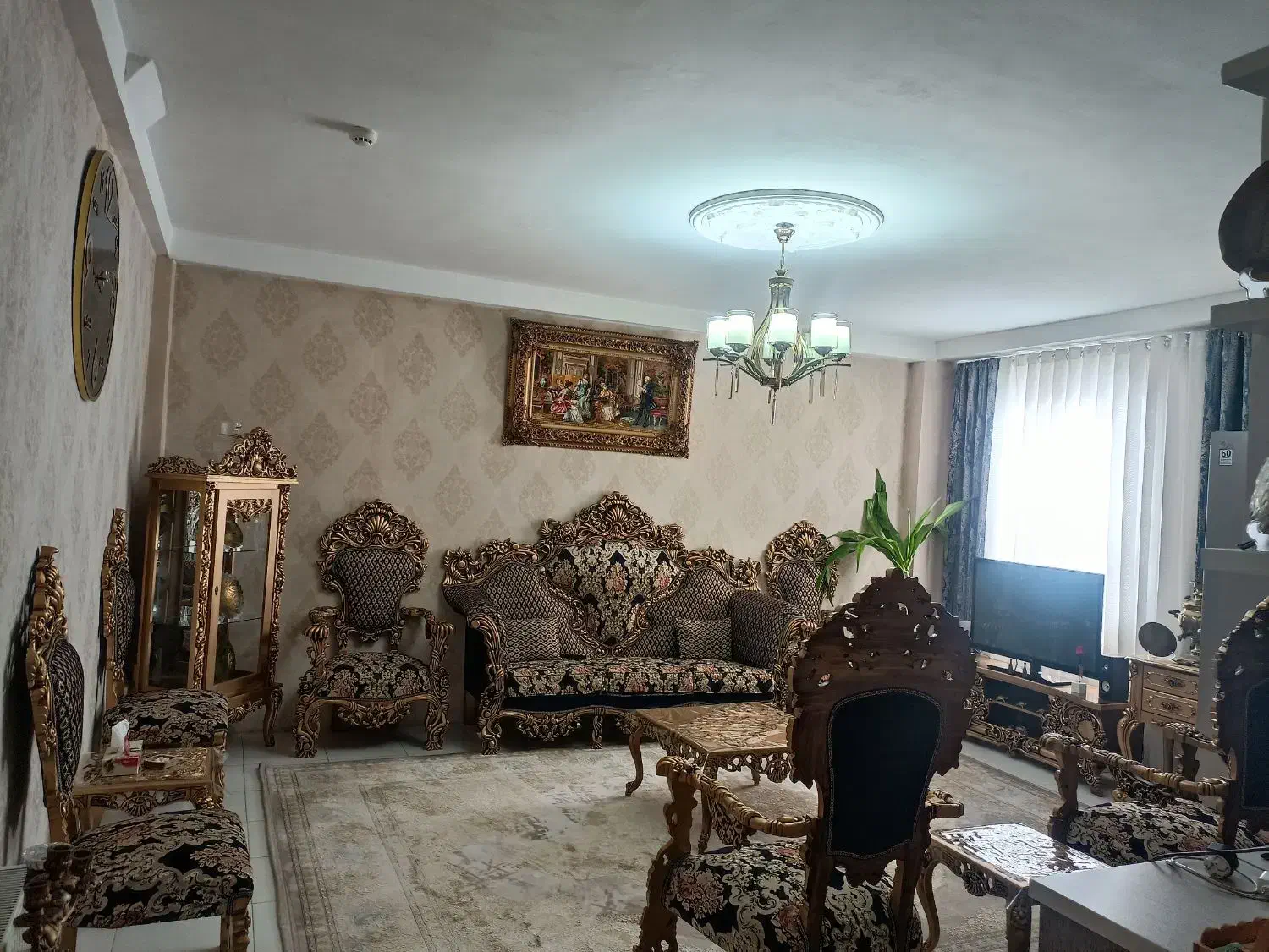 مبل سلطنتی|مبلمان خانگی و میز عسلی|اسلام‌شهر, شهرک قائمیه|دیوار