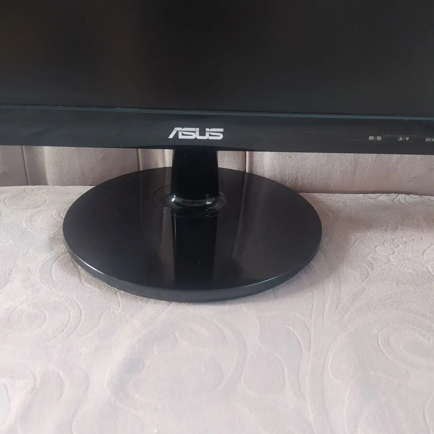 مانیتور ایسوس 19 اینچ با کابل vs 197|قطعات و لوازم جانبی رایانه|پرند, فاز ۲|دیوار