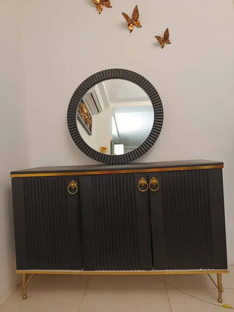 آینه و کنسول و میز جلو مبلی شرکتی|بوفه، ویترین، کنسول|شاهدشهر, |دیوار