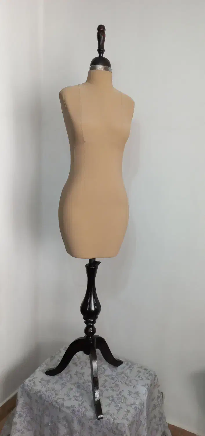 مانکن زنانه|فروشگاه و مغازه|اندیشه, اندیشه فاز ۴|دیوار