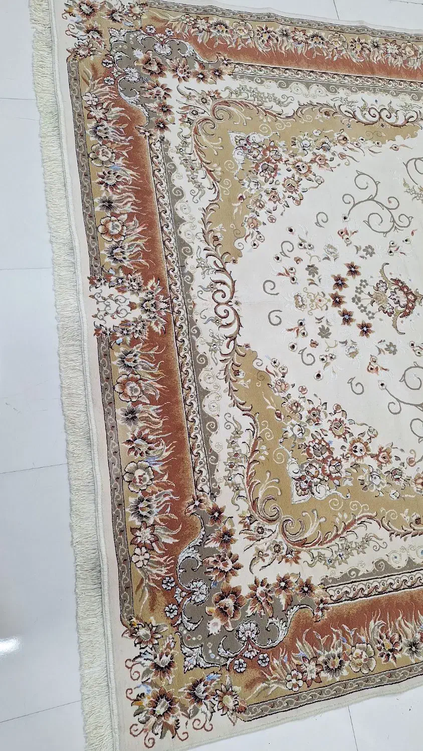 دو تخته فرش9 متری گل برجسته|فرش|ایلام, |دیوار