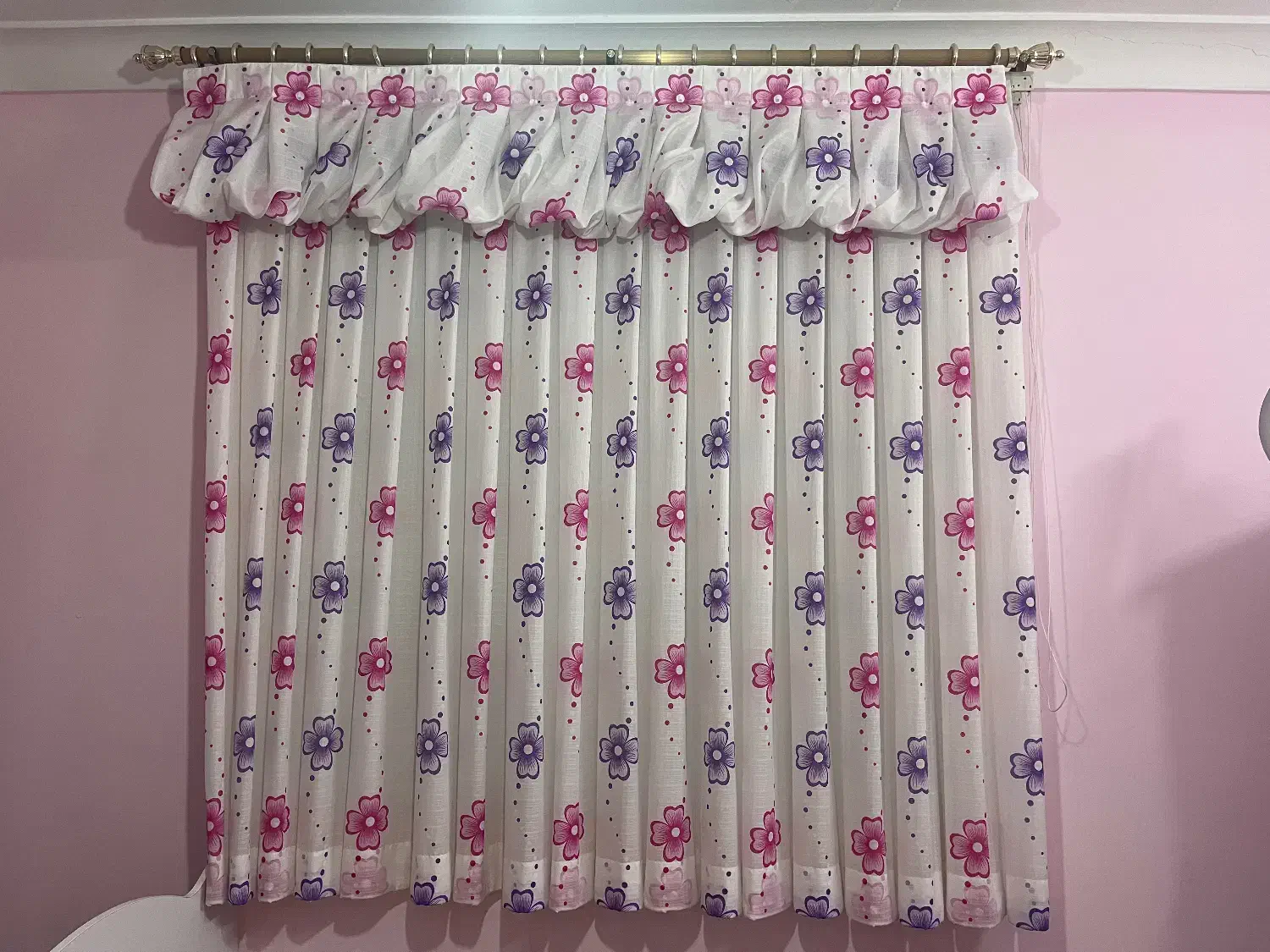 پرده اتاق خواب|پرده، رانر، رومیزی|میانه, |دیوار