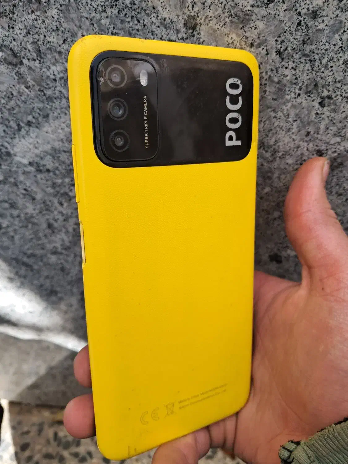 poko m 3|موبایل|برخوار, |دیوار