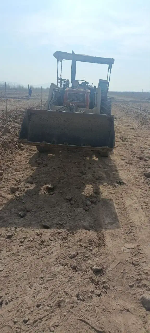 مدل ۶۲ موتور گیر بکس در حد همراه با بیل و تریلی|خودرو سنگین|پلدشت, |دیوار