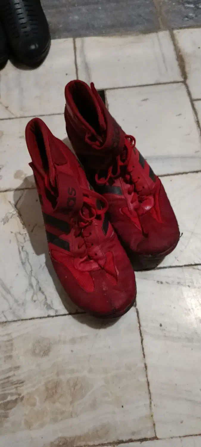 کتونی ورزشی|ورزش‌های توپی|قم, ولیعصر|دیوار