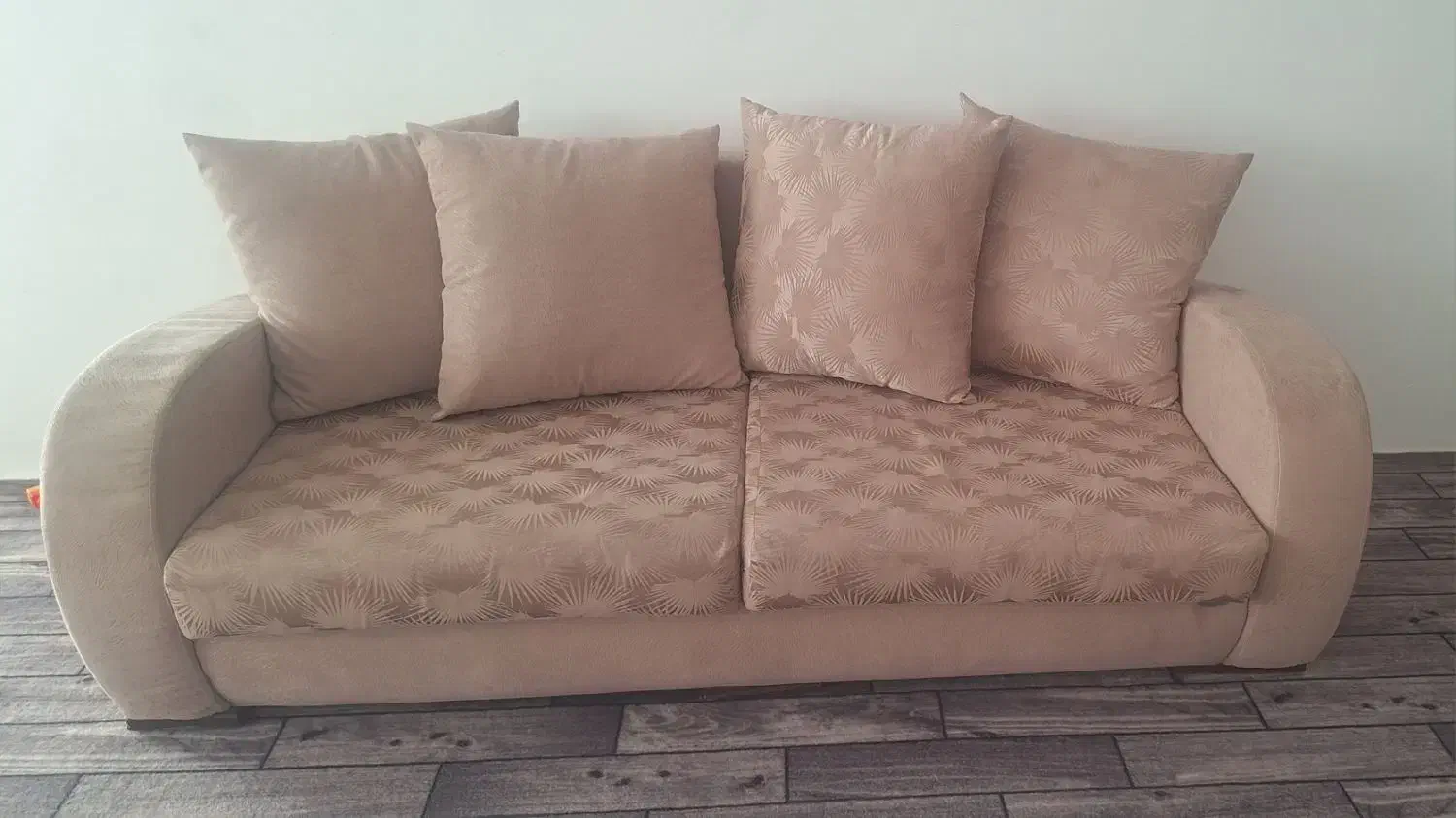 مبل|مبلمان خانگی و میز عسلی|ماکو, |دیوار