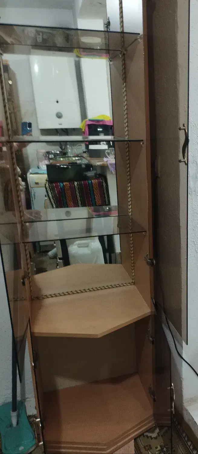 بوفه|بوفه، ویترین، کنسول|سنگر, |دیوار