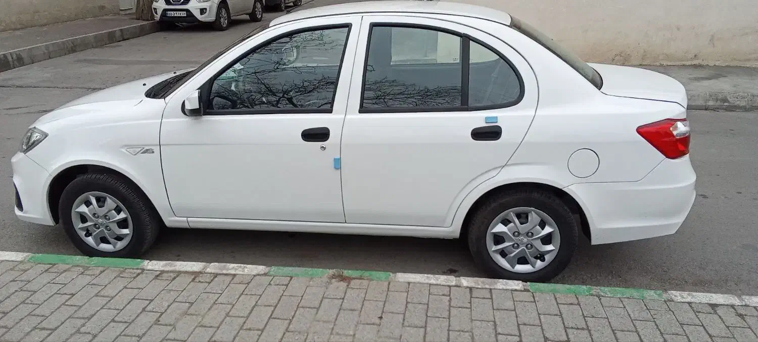 ساینا S 1404|خودرو سواری و وانت|مشهد, کارمندان دوم|دیوار