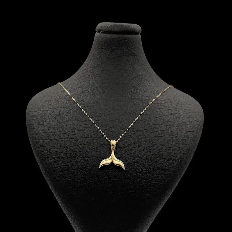 گردنبند فیروزه ای و دم وال|بدلیجات|شیراز, لاله|دیوار