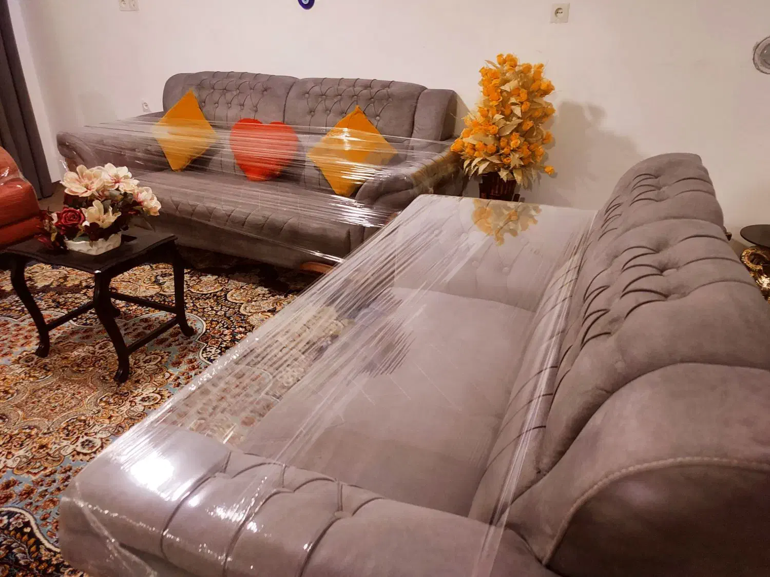 مبل چستر شیک،خوشرنگ (درحدنو)مناسب جهیزیه|مبلمان خانگی و میز عسلی|خرم‌آباد, |دیوار