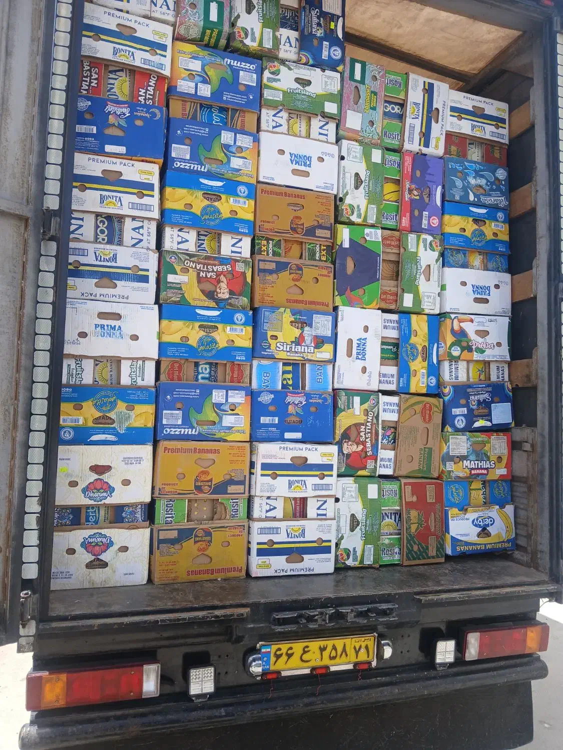 فروش کارتن موزی و انبه|عمده‌فروشی|اصفهان, قهجاورستان|دیوار