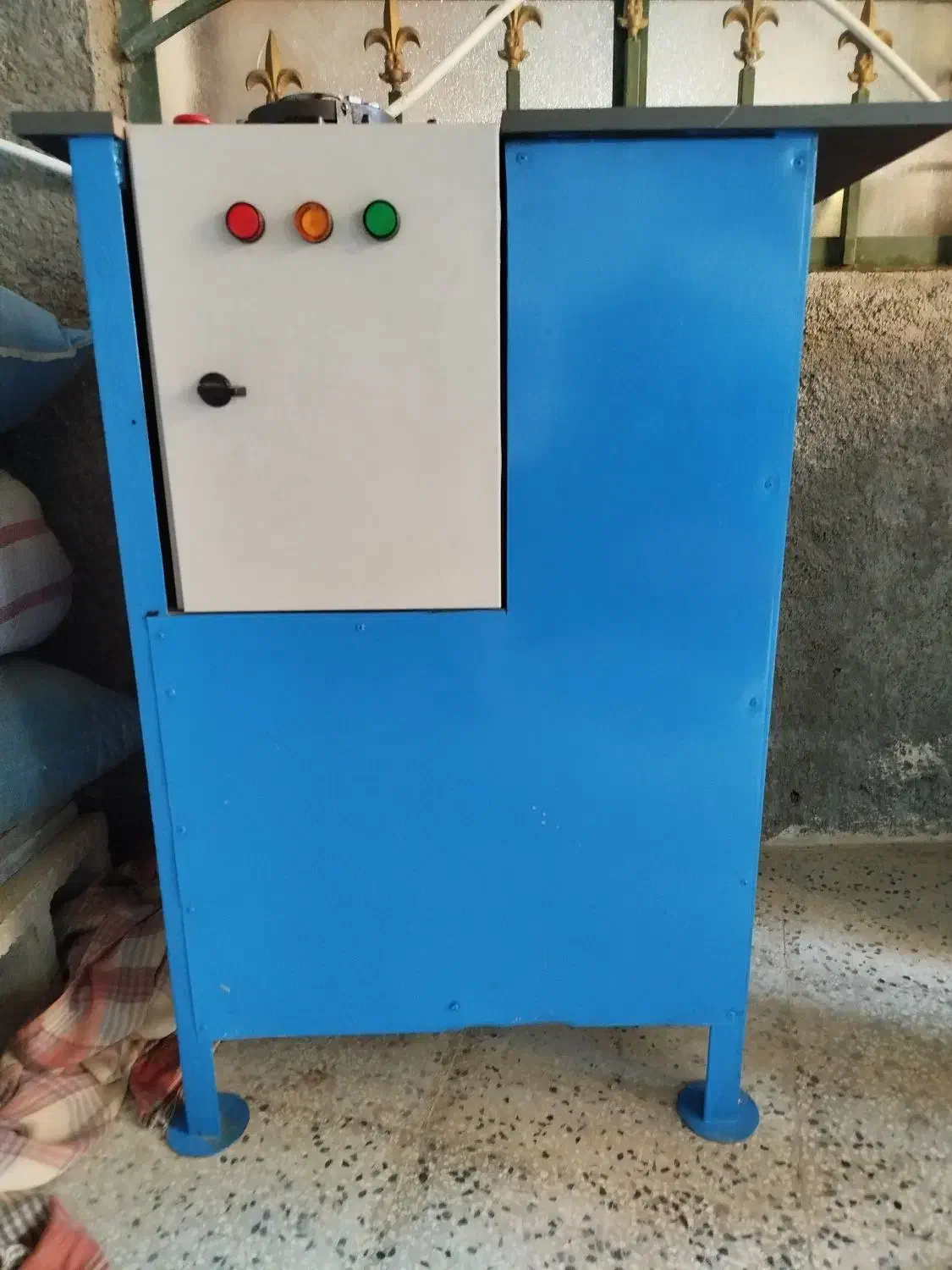 دستگاه کش زنی چهار کاره|ابزارآلات|سده (فارس), |دیوار