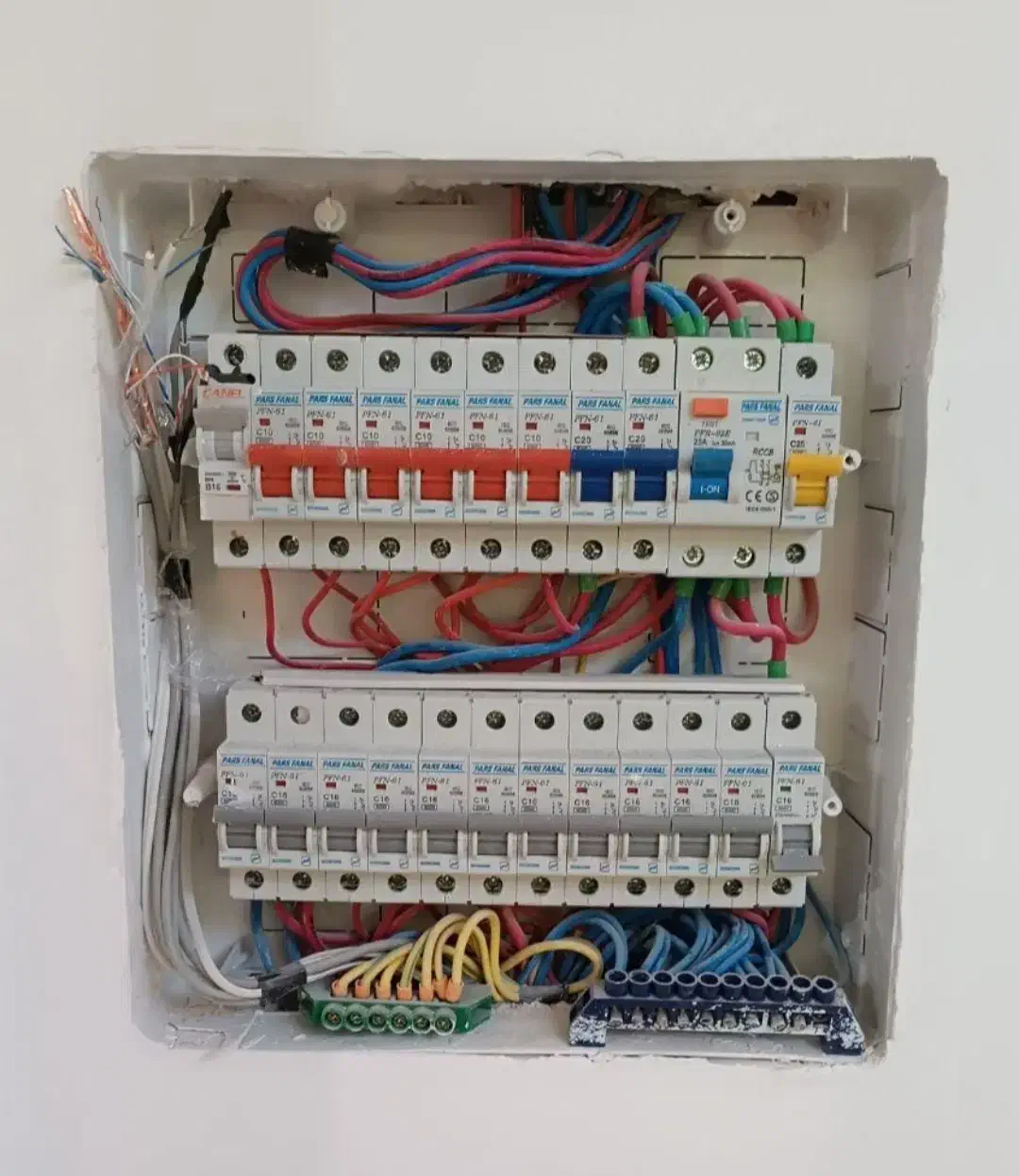 تعمیر نصب آیفون صوتی تصویری برقکار خط تلفن تابلو|خدمات پیشه و مهارت|کرمانشاه, |دیوار