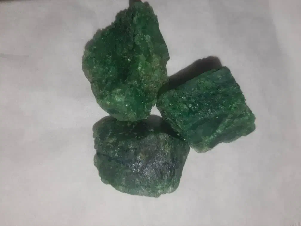 زمرد کلمبیا 450 قیراط|جواهرات|صدرا-فارس, فاز ۱|دیوار