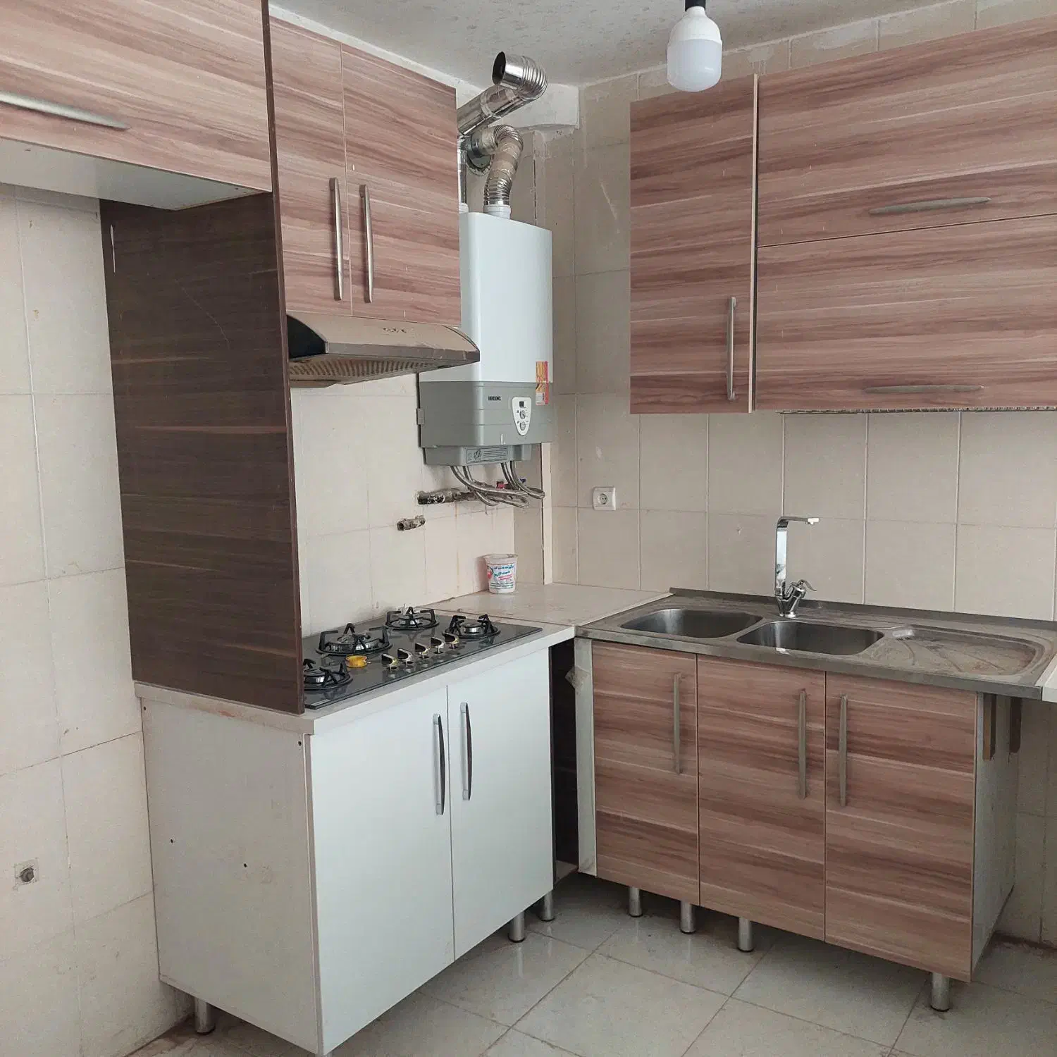 کابینت به همراه هود و سینک و آبچکان|مصالح و تجهیزات ساختمان|شاهین‌شهر, مسکن مهر|دیوار