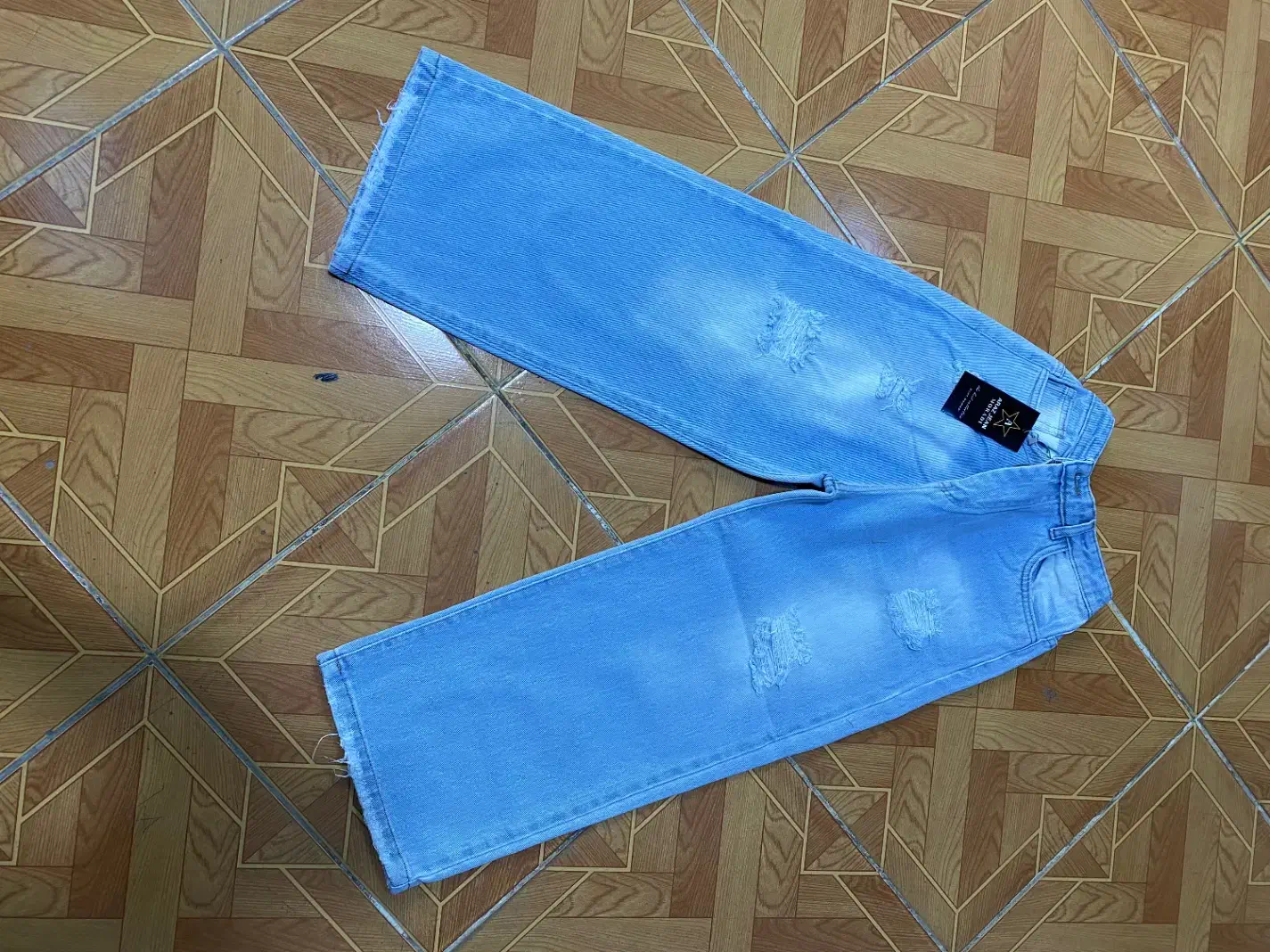 پخش عمده پوشاک|لباس|نسیم‌شهر, |دیوار