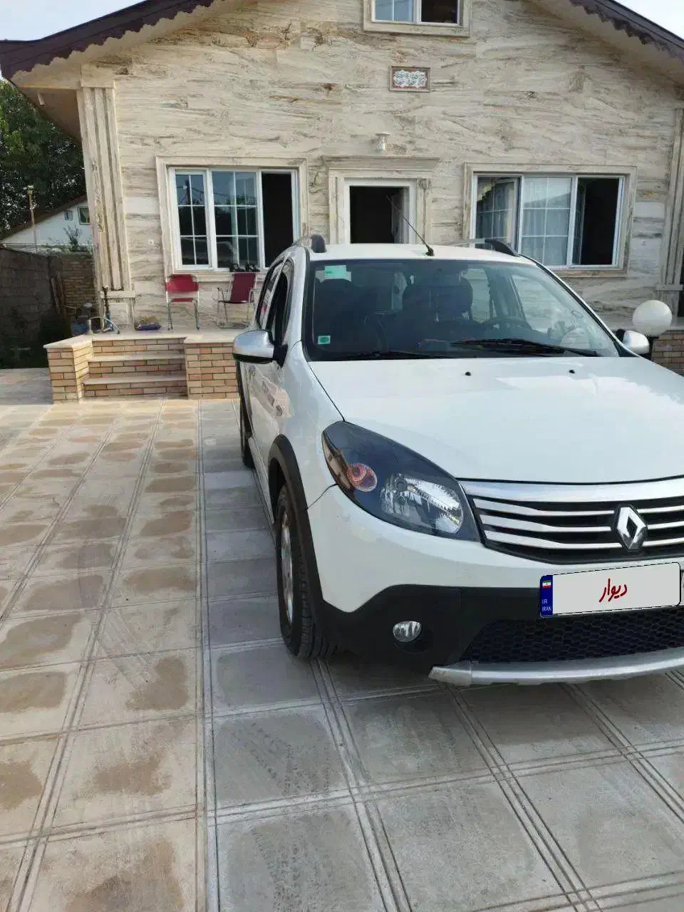 رنو ساندرو استیپ وی اتوماتیک|خودرو سواری و وانت|بندر انزلی, معلم|دیوار