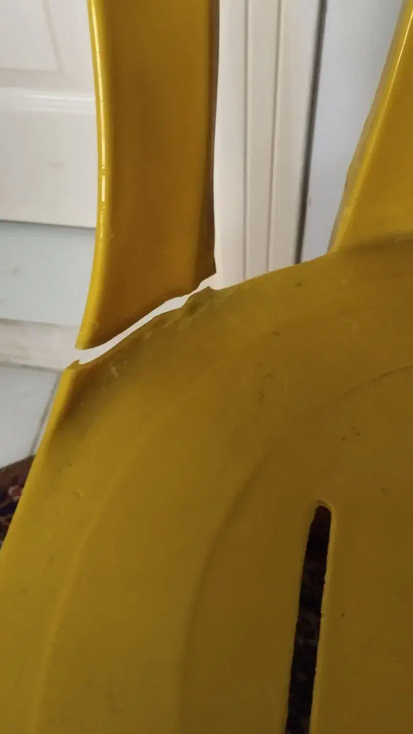 صندلی پلاستیکی رایگان|صندلی و نیمکت|پردیس, فاز ۱۱|دیوار